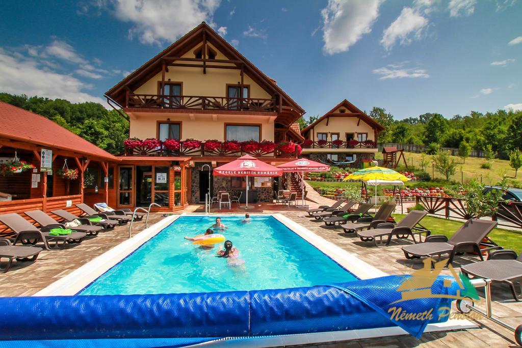 סובאטה Nemeth Resort מראה חיצוני תמונה